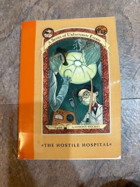A Series of Unfortunate Events: The Hostile Hospital Yellow & Orange paper back
